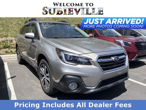 Used 2018 Subaru Outback 2.5i Limited AWD/4WD image 1