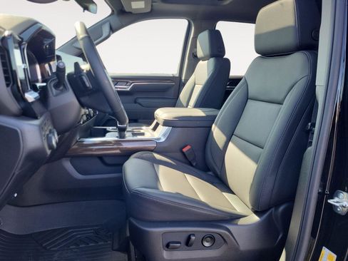 New 2026 Chevrolet Silverado 1500 LT Trail Boss w/ Convenience Package II AWD/4WD image 10