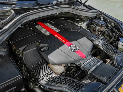 Used 2019 Mercedes-Benz GLE 43 AMG AMG GLE 43 image 58