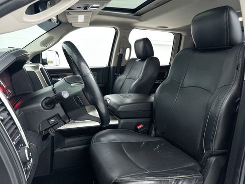 Used 2013 RAM 1500 Laramie w/ Convenience Group image 17