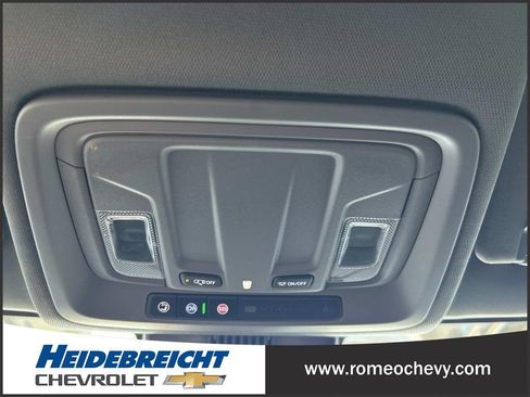Used 2024 Chevrolet Silverado 1500 LT AWD/4WD image 25