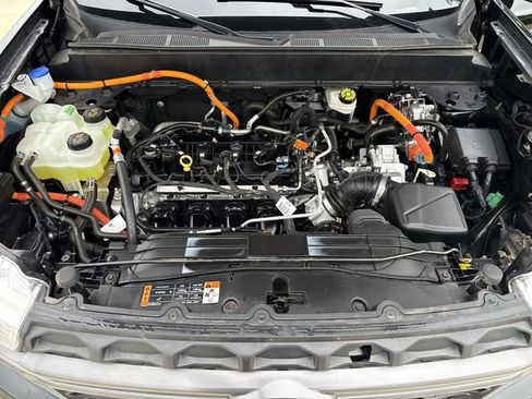 Used 2024 Ford Maverick XLT FWD image 17