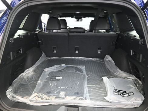New 2026 Subaru Outback Limited image 17