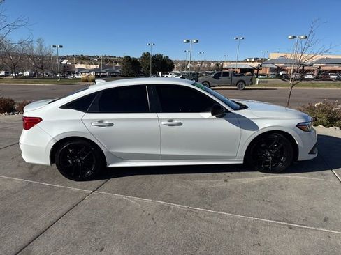 Used 2024 Honda Civic Sport image 10