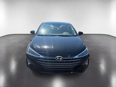 Used 2020 Hyundai Elantra SEL FWD image 2