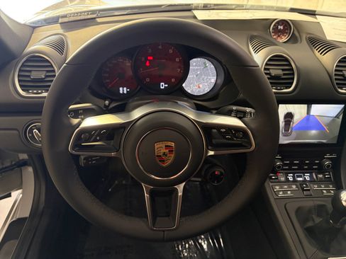 Certified 2024 Porsche 718 Cayman S RWD image 36