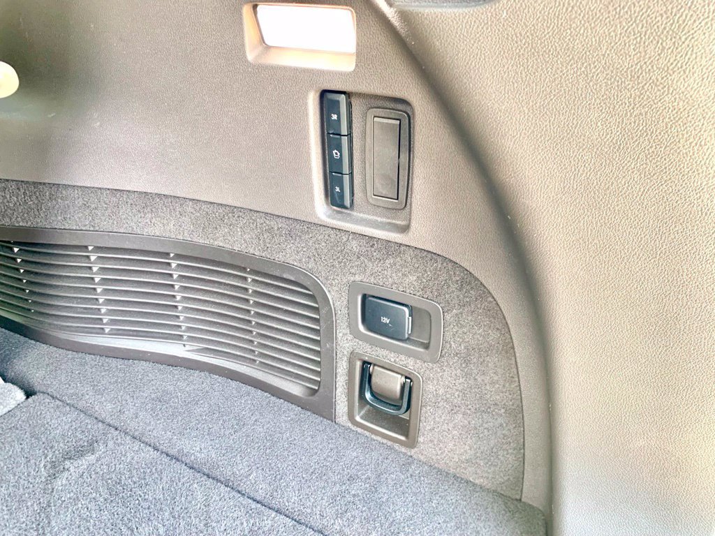Used 2022 Lincoln Aviator Reserve w/ Equipment Group 201A AWD/4WD image 23