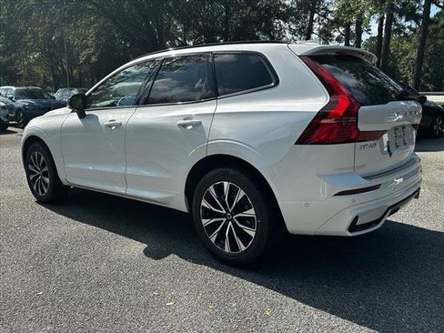 New 2025 Volvo XC60 B5 Plus w/ Climate Package image 17