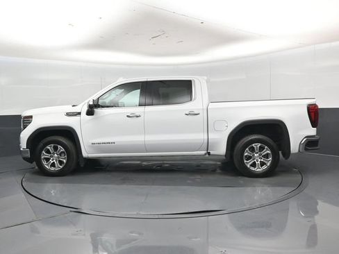 Used 2024 GMC Sierra 1500 SLT RWD image 38