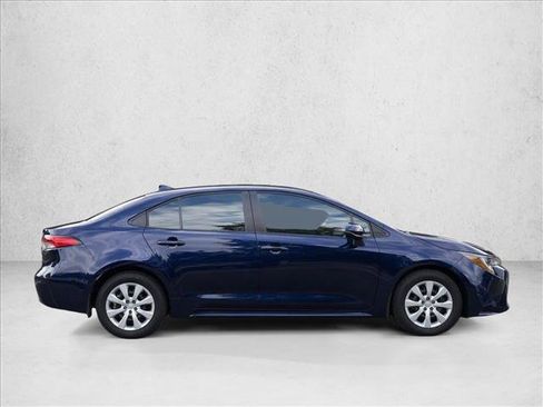 Used 2024 Toyota Corolla LE FWD image 8