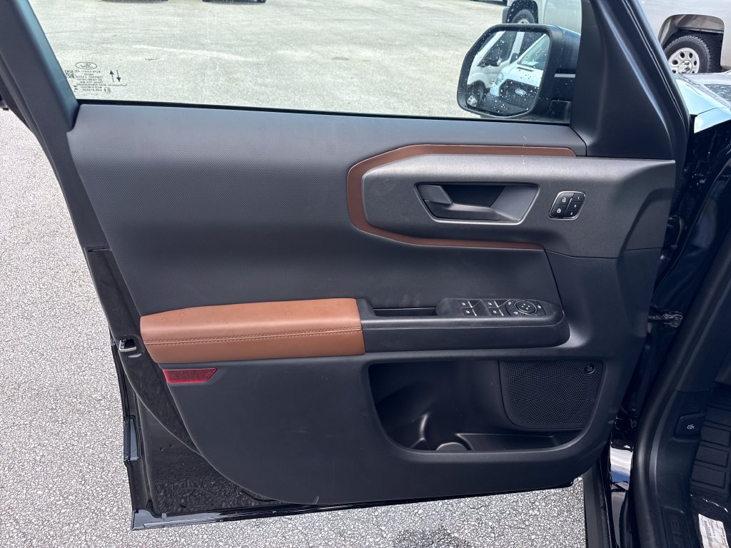 New 2026 Ford Bronco Sport Outer Banks w/ Outer Banks Tech Package+ AWD/4WD image 18
