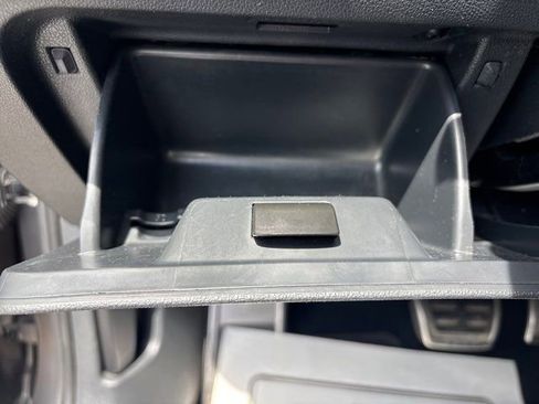Used 2016 Volkswagen Golf R 4-Door AWD/4WD image 49