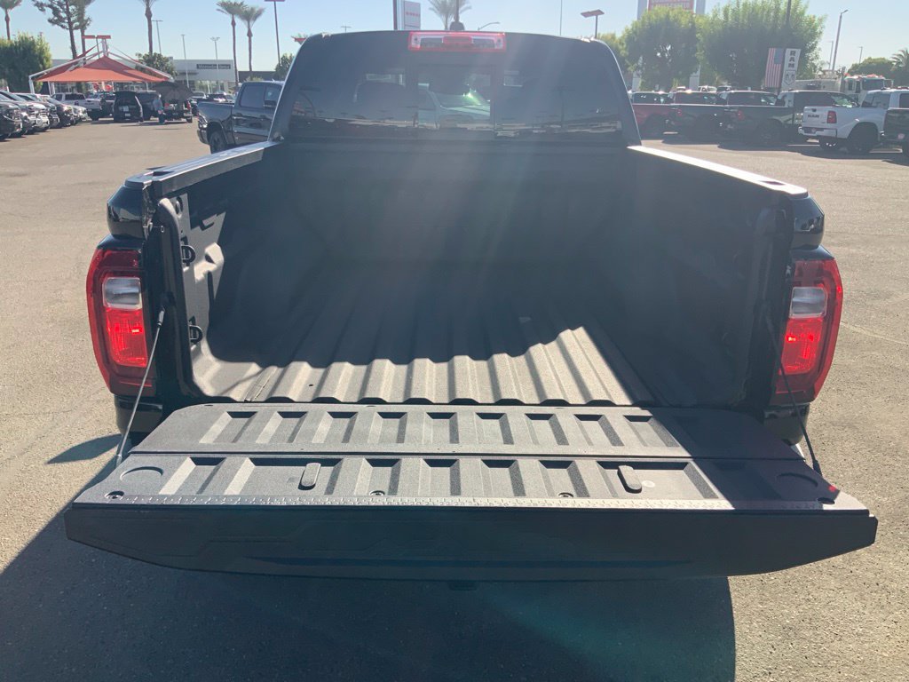 Used 2026 GMC Canyon AT4 w/ AT4 Premium Package AWD/4WD image 7