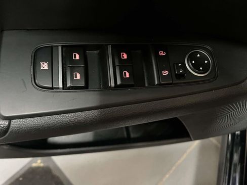 Used 2023 Kia Forte LXS FWD image 16