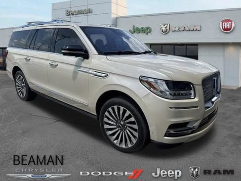 Used 2018 Lincoln Navigator L Reserve w/ Technology Package AWD/4WD image 1