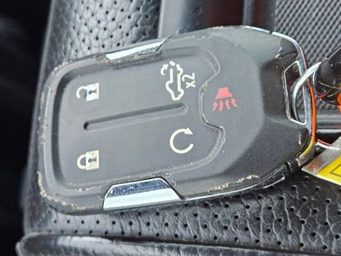 Used 2020 GMC Sierra 2500 Denali w/ Denali Ultimate Package image 32