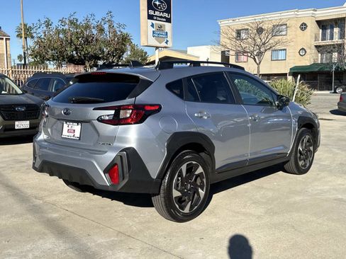 Certified 2025 Subaru Crosstrek 2.5i Limited w/ Crosstrek Mirror Package image 4
