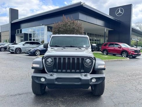 Used 2018 Jeep Wrangler Unlimited Sport S image 2