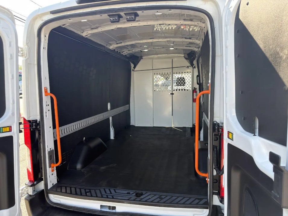 Used 2023 Ford Transit 150 Medium Roof w/ Load Area Protection Package RWD image 33