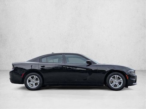 Used 2023 Dodge Charger SXT RWD image 4