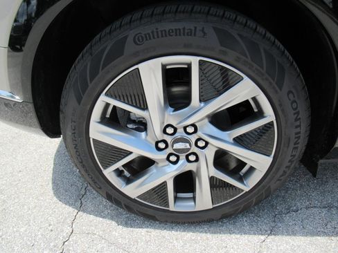 New 2027 Cadillac Optiq Luxury RWD image 7