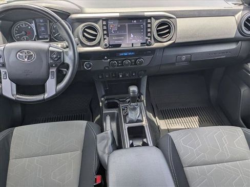 Used 2022 Toyota Tacoma TRD Sport w/ Technology Package RWD image 15