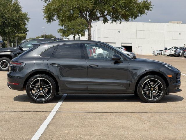 Used 2020 Porsche Macan AWD/4WD image 3