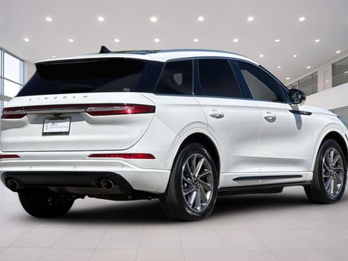 Certified 2022 Lincoln Corsair Grand Touring w/ Elements Technology Bundle AWD/4WD image 4