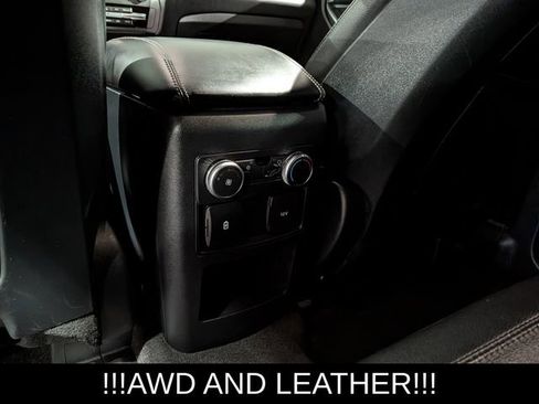 Used 2020 Ford Explorer XLT w/ Equipment Group 202A image 18