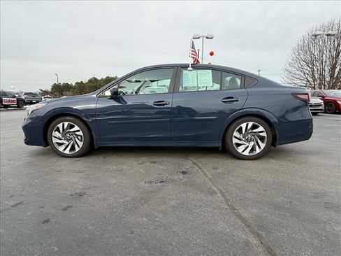 Used 2024 Subaru Legacy Limited image 6