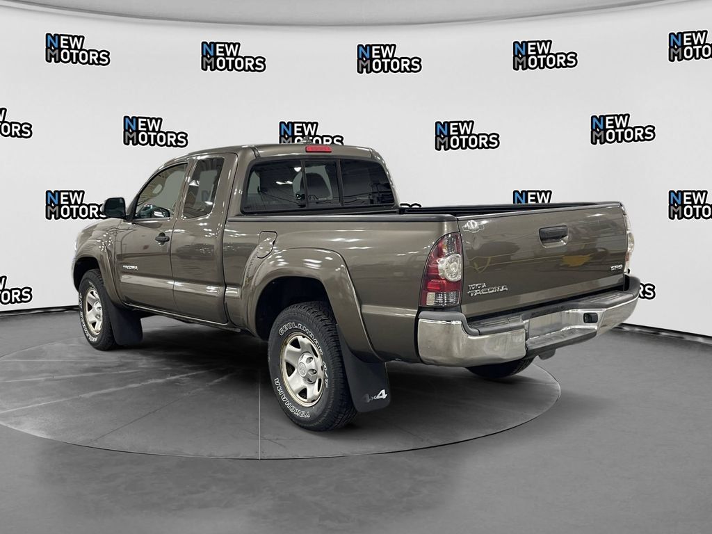 Used 2012 Toyota Tacoma 4x4 Access Cab w/ SR5 Pkg image 3