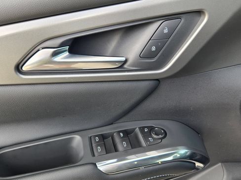 Certified 2026 Chevrolet Traverse LT FWD image 20