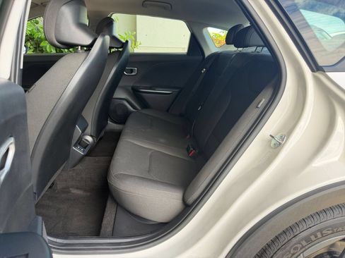 Used 2026 Kia K4 FWD image 38