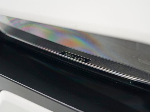 Used 2023 BMW i7 xDrive60 w/ Executive Package 2 image 70