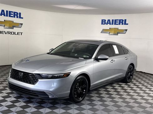 Used 2023 Honda Accord EX image 1