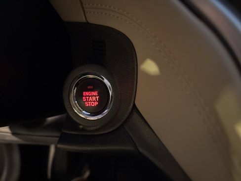 Used 2021 Subaru Outback Limited image 17