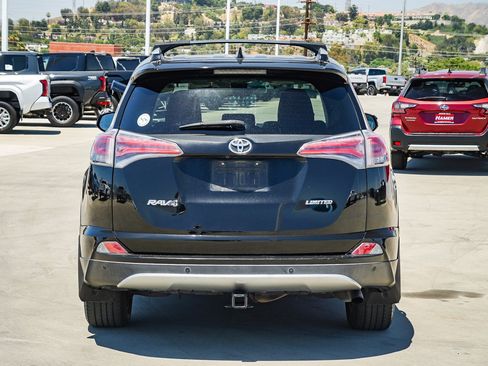 Used 2017 Toyota RAV4 Limited w/ Carpet Mat Package FWD image 6