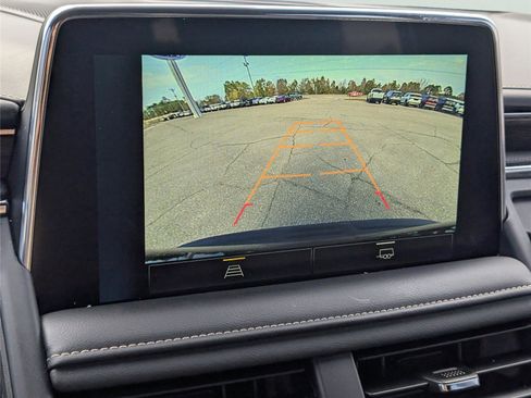 Used 2024 Chevrolet Tahoe Premier image 16