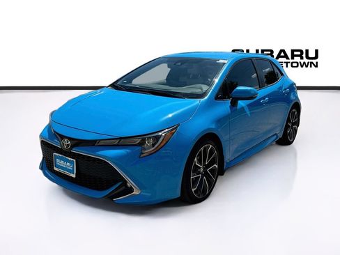 Used 2019 Toyota Corolla XSE FWD image 3