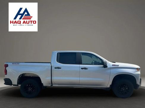 Used 2019 Chevrolet Silverado 1500 Custom Trail Boss w/ Custom Convenience Package AWD/4WD image 4
