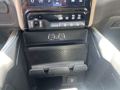 Used 2022 RAM 2500 Laramie AWD/4WD image 18