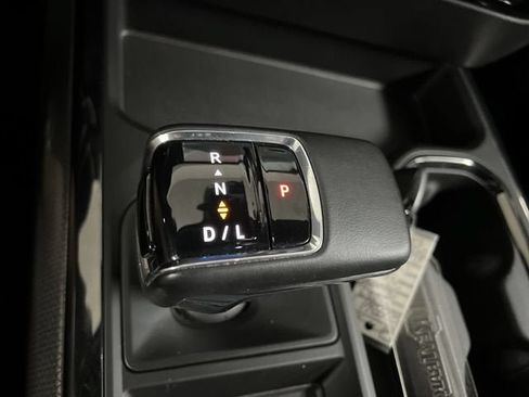 Certified 2023 Chevrolet Silverado 1500 ZR2 w/ Technology Package AWD/4WD image 16