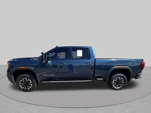 Used 2023 GMC Sierra 2500 AT4 w/ AT4 Preferred Package AWD/4WD image 6