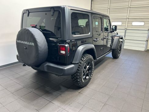 Used 2022 Jeep Wrangler Unlimited Sport AWD/4WD image 3