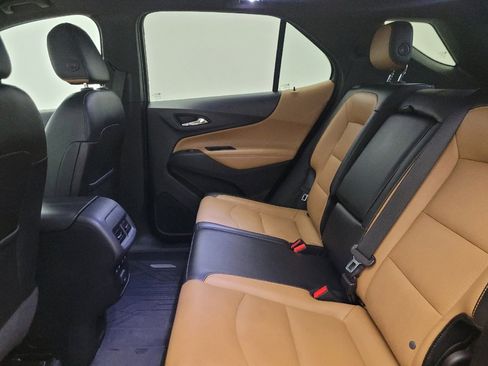 Used 2020 Chevrolet Equinox Premier image 18