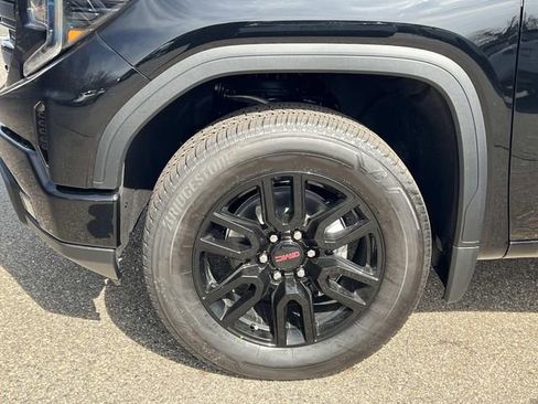 New 2026 GMC Sierra 1500 Elevation image 10