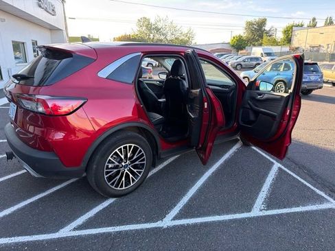 Used 2022 Ford Escape SEL FWD image 10