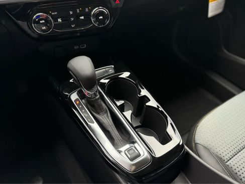 New 2026 Chevrolet Trax LT image 29