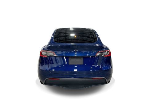 Certified 2021 Tesla Model Y Long Range AWD/4WD image 5