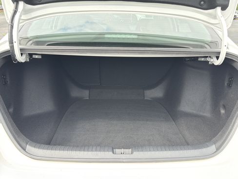 Certified 2025 Honda Accord SE image 29